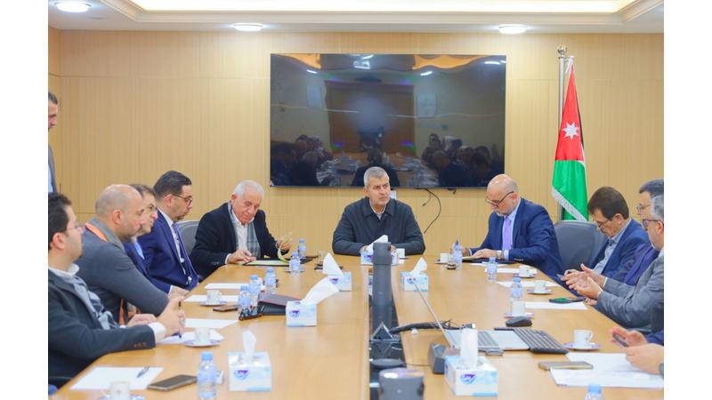 توقيع أول اتفاقية لبيع وتوريد غاز حقل الريشة للنظام الكهربائي