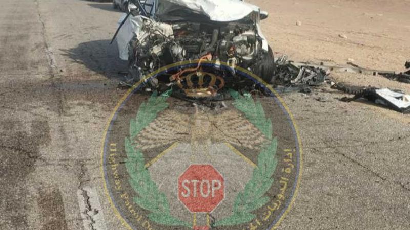 وفاة و3 إصابات في حادث تصادم مركبتين على طريق وادي عربة