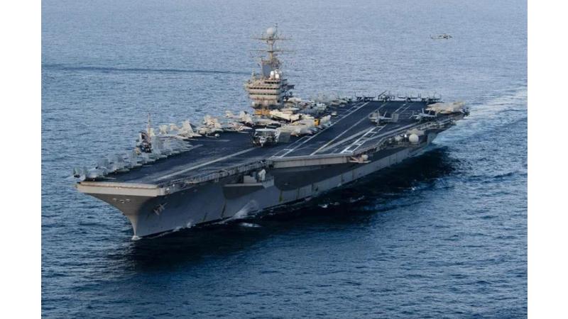 حاملة الطائرات لينكولن تتجه إلى بحر العرب وإيران تهدد بضرب القواعد الأمريكية