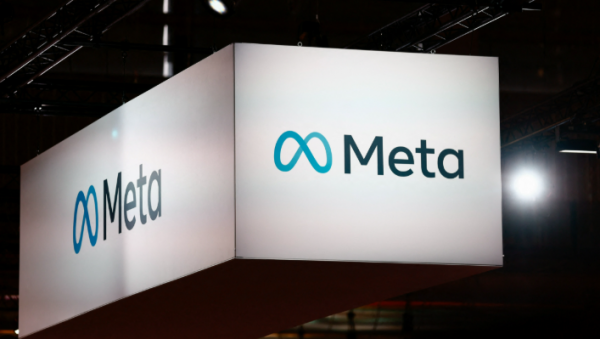 قرار مفاجئ لميتا: منع وصول المراهقين لشخصيات الذكاء الاصطناعي حول العالم