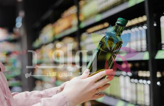 طوابير لا متناهية أمام أسواق المؤسسة المدنية بحثا عن زيت الزيتون (فيديو)