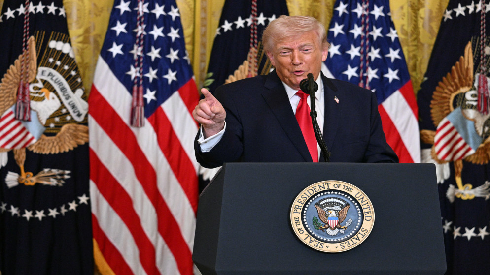 ترامب: ايران مهزومة وتسعى لاتفاق جديد