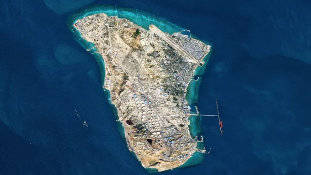 ايران تنفي تضرر منشآت نفطية في جزيرة خرج بعد قصف امريكي