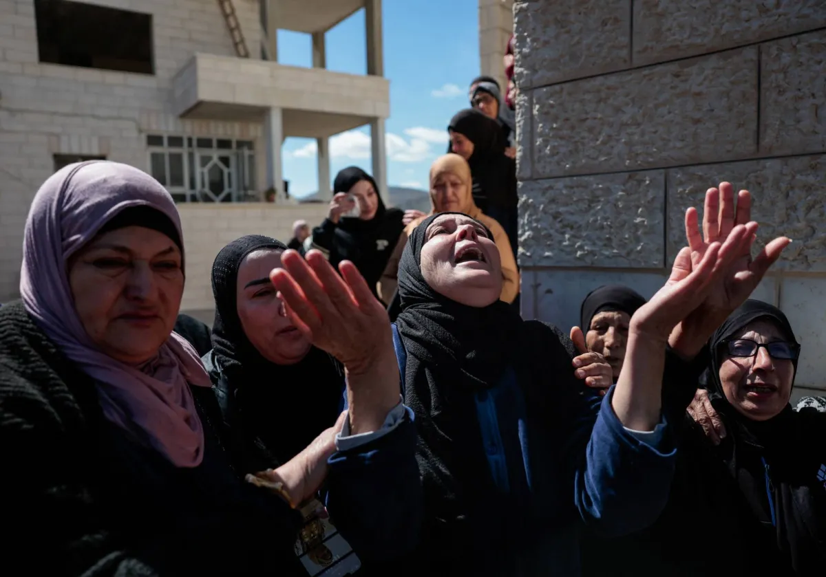 مقتل عائلة فلسطينية بنيران إسرائيلية في الضفة الغربية