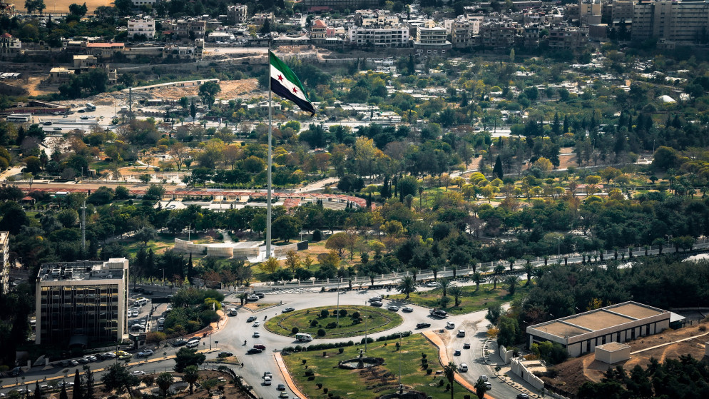 دمشق تحدد مناطق بيع الكحول وتقيد تقديمها في المطاعم