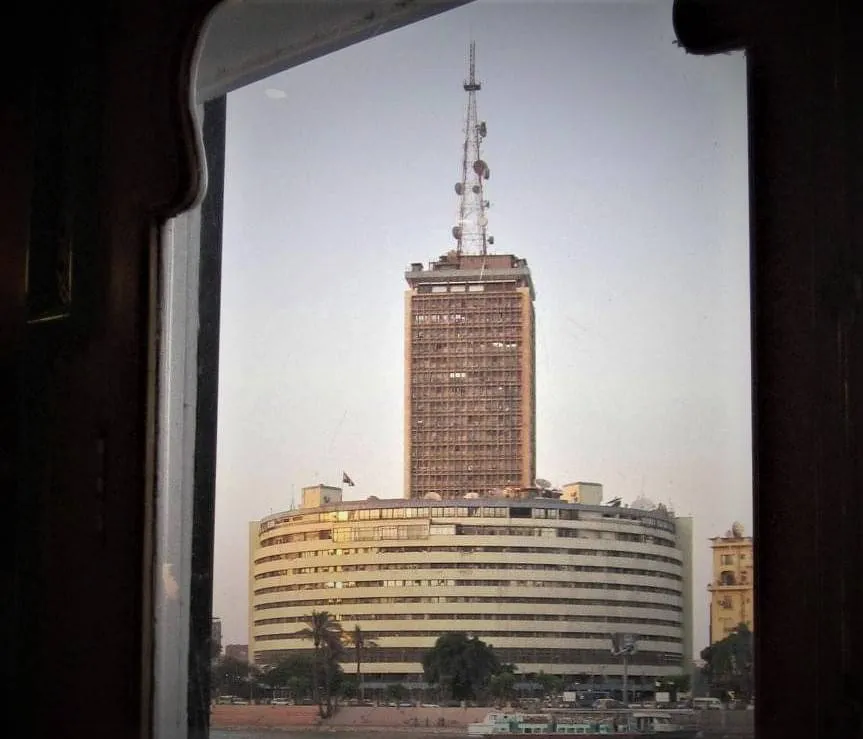 مصر تحذر: مؤامرات لتقويض العلاقات العربية عبر الإعلام