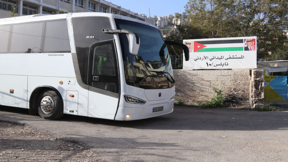 وصول المستشفى الميداني الاردني نابلس لتقديم الرعاية الطبية بالضفة الغربية