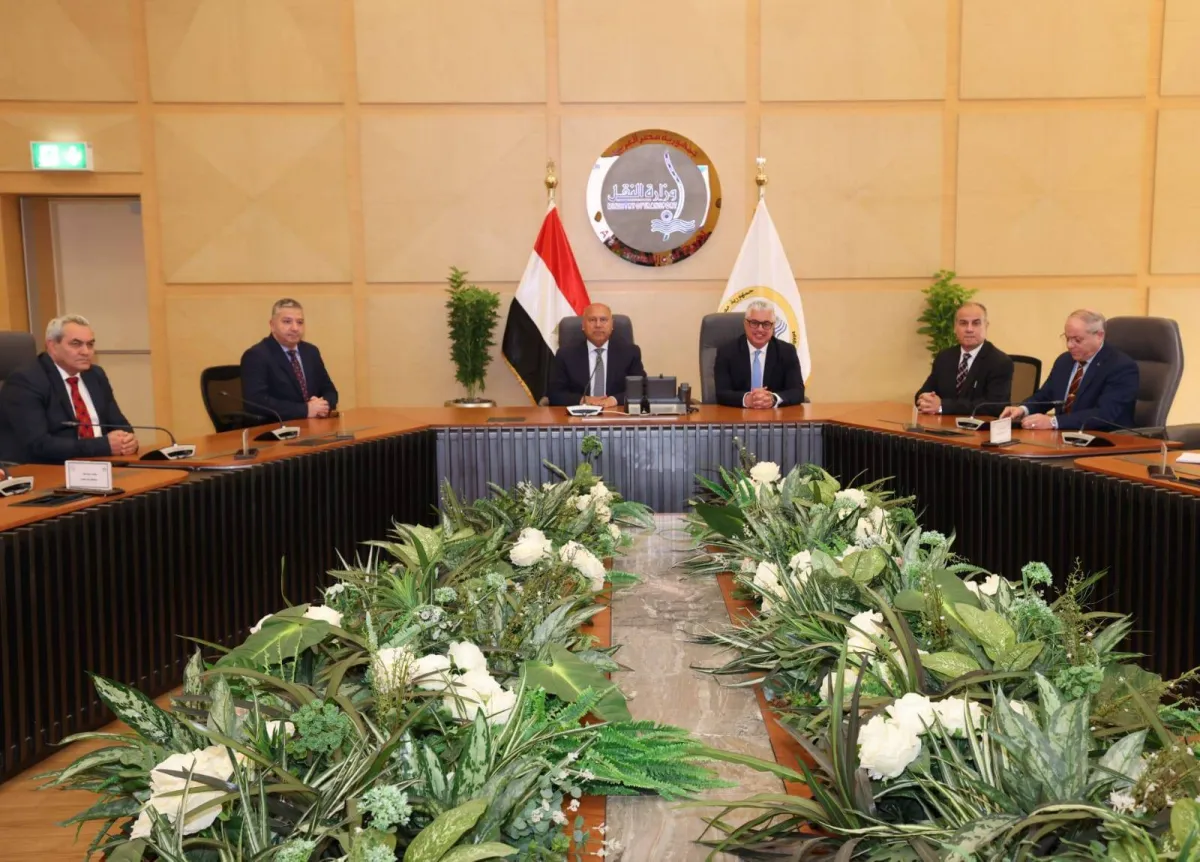 مصر تسرع تطوير ميناء السخنة وسط مخاوف من اضطرابات الملاحة بهرمز