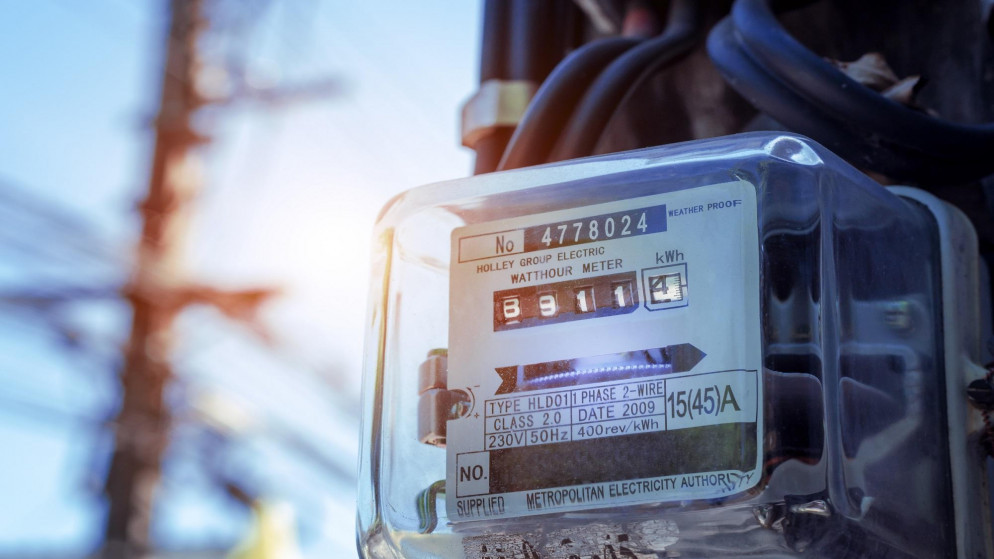 وزير الطاقة يوضح: لا تغيير في تعرفة الكهرباء لشهر اذار رغم ارتفاع تكلفة الوقود