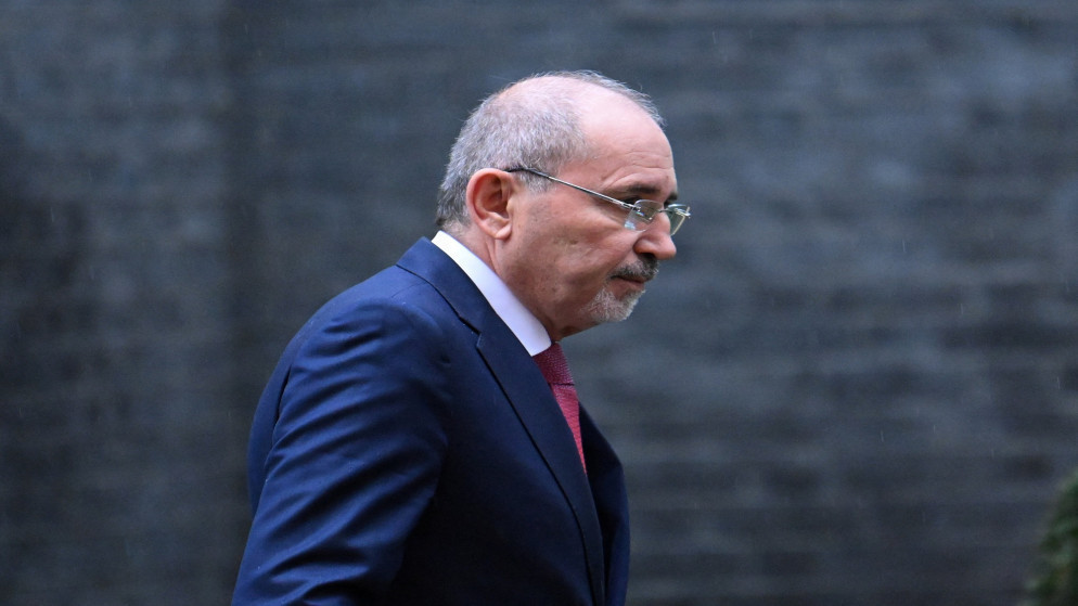 الصفدي يؤكد دعم جهود لبنان لفرض سيادتها الكاملة