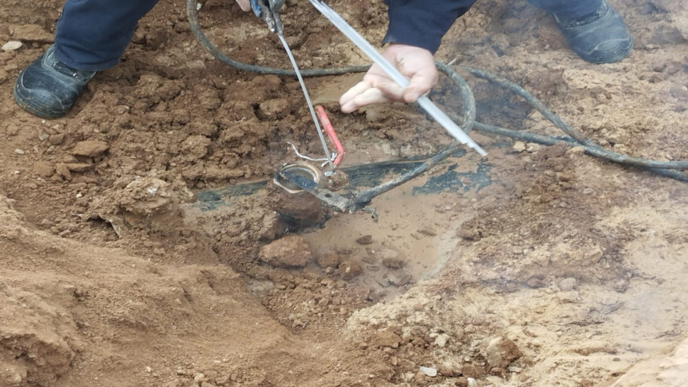 حملة مكثفة لوزارة المياه لضبط اعتداءات في وادي السير وأبو نصير