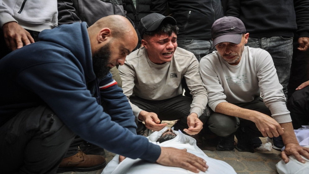 غارة اسرائيلية على غزة توقع شهداء وجرحى