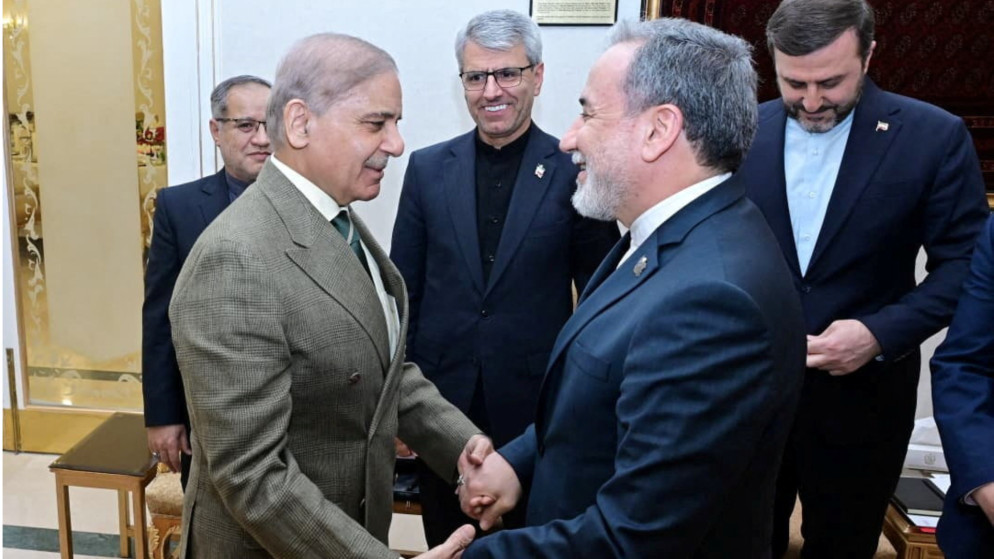 عراقجي يختتم زيارته الى مسقط ويعود الى اسلام اباد