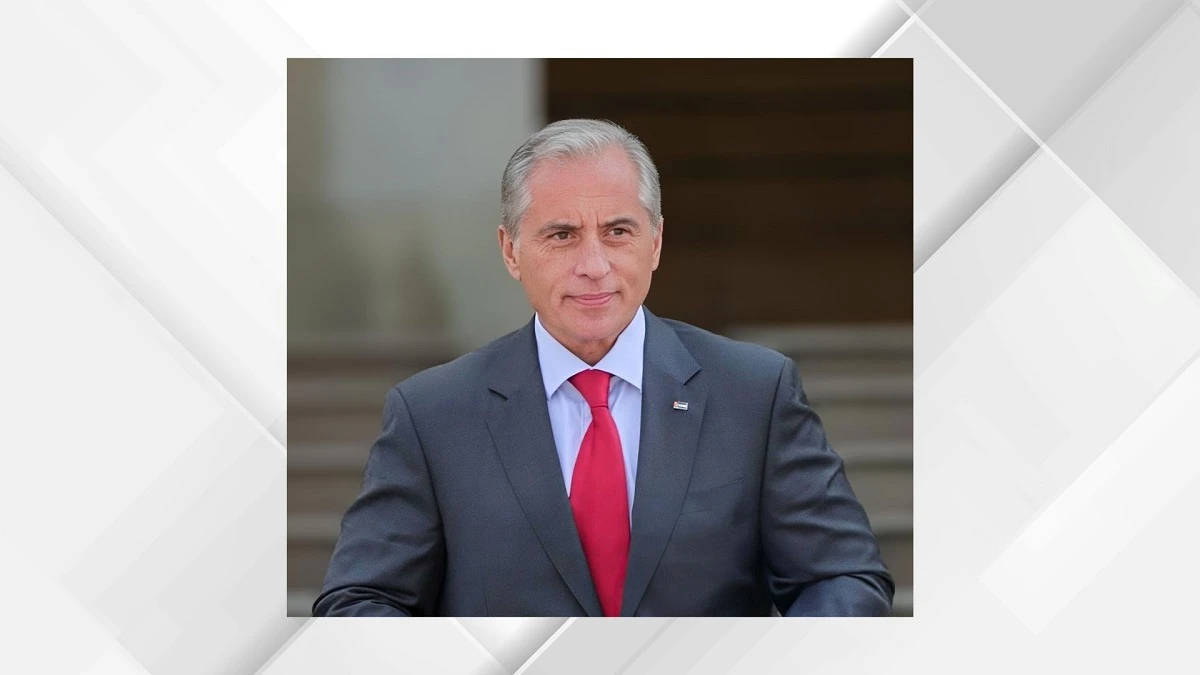 رئيس الوزراء يهنئ الملك وولي العهد والشعب الأردني بعيد الأضحى