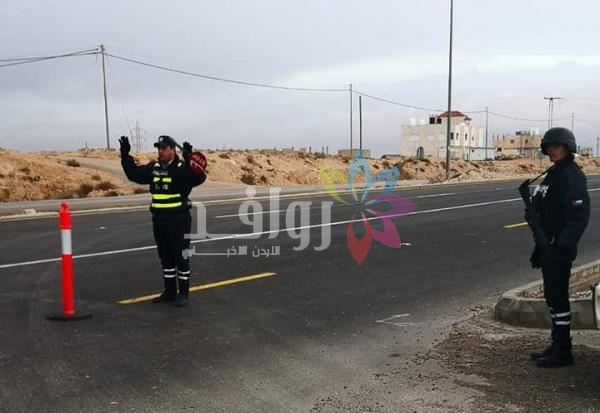 ضبط سائق حافلة حمّل 12 راكبا زيادة