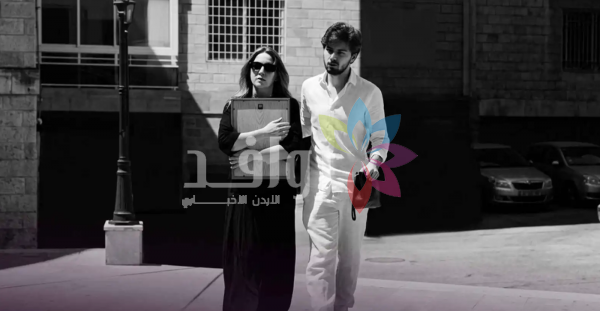 الفنانة نورا رحَّال تستقبل المعزين بوفاة نجلها الأكبر