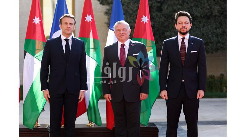 الملك وماكرون يبحثان هاتفيا أبرز التطورات في المنطقة وسبل التوصل إلى تهدئة شاملة