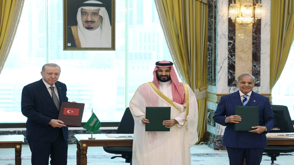 باكستان توضح ابعاد اتفاق مكة للدفاع المشترك مع السعودية وتركيا