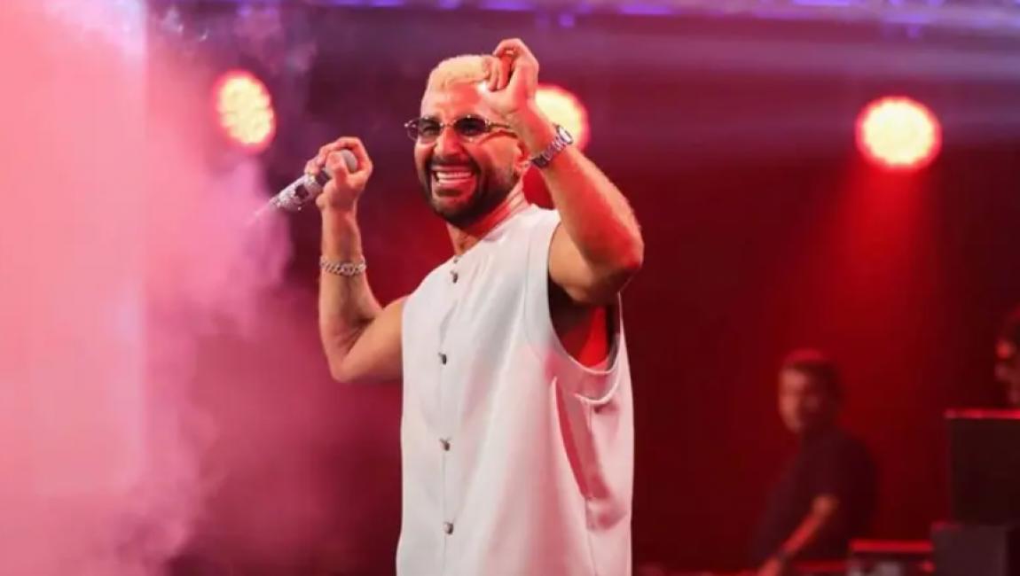 بعد غناء مقطع لكاظم الساهر .. أحمد سعد: أنا مش بتاع حزن