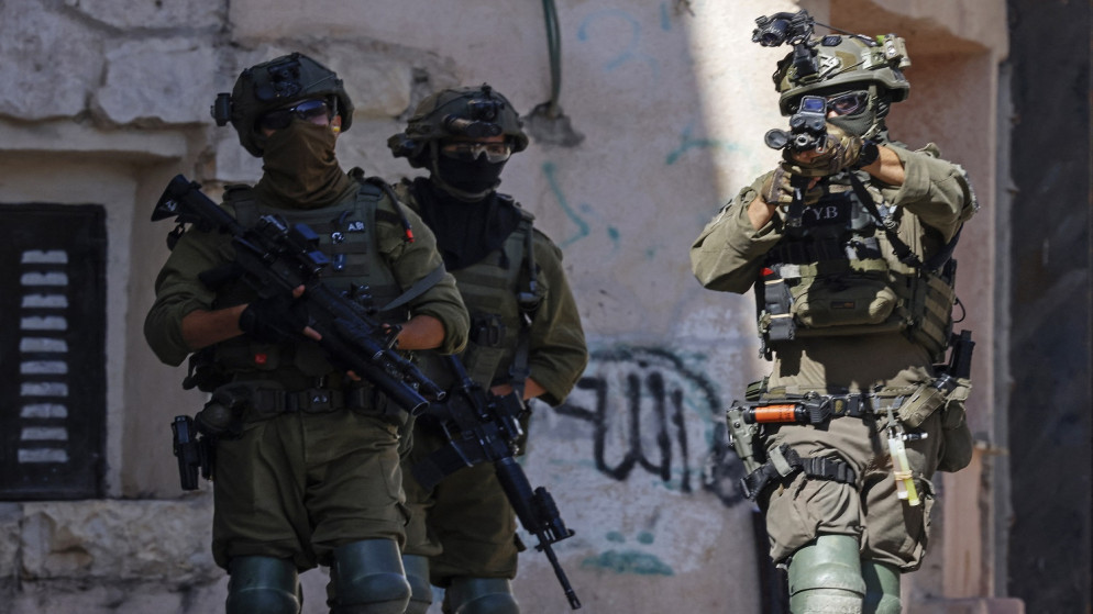 حصيلة انتهاكات الاحتلال في القدس: تصاعد اقتحامات الاقصى وعمليات الهدم