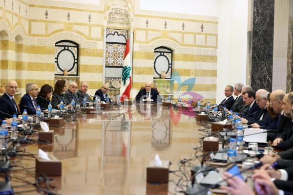 لبنان يعلن حظر أنشطة حزب الله