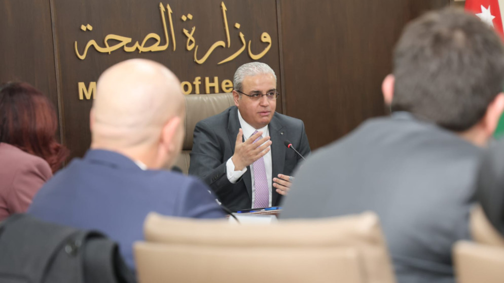 وزير الصحة يشدد على أهمية المخزون الدوائي الآمن والكافي