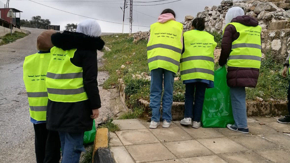 وزير البيئة يطلق 165 حملة نظافة تستهدف الاماكن العامة