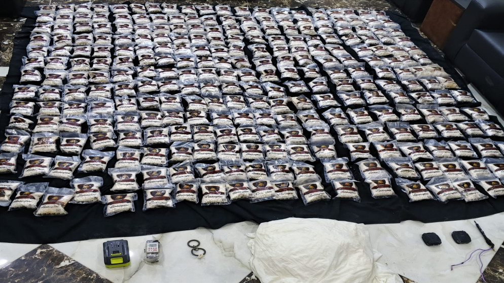 الجيش يحبط تهريب مخدرات ببالونات موجهة الكترونيا