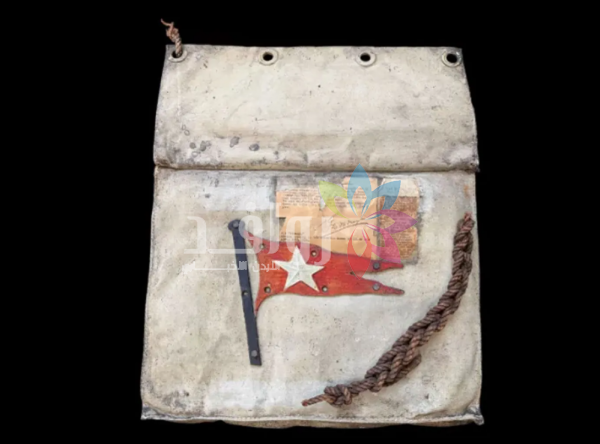 وسادة مقعد قارب نجاة من تايتانيك .. قطعة نادرة للبيع في مزاد